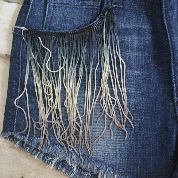 Fringe Jeans Festival Shorts - Picture 3 of 6